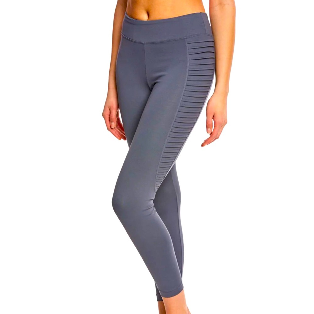 Koral leggings gray like new